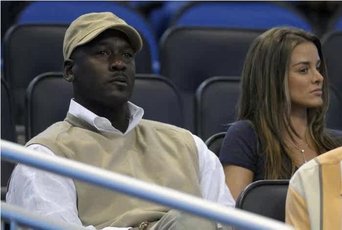 休闲风 A*<em>ir</em> Jordan 男子<em>马甲</em>毛线衫 AJ乔丹上身