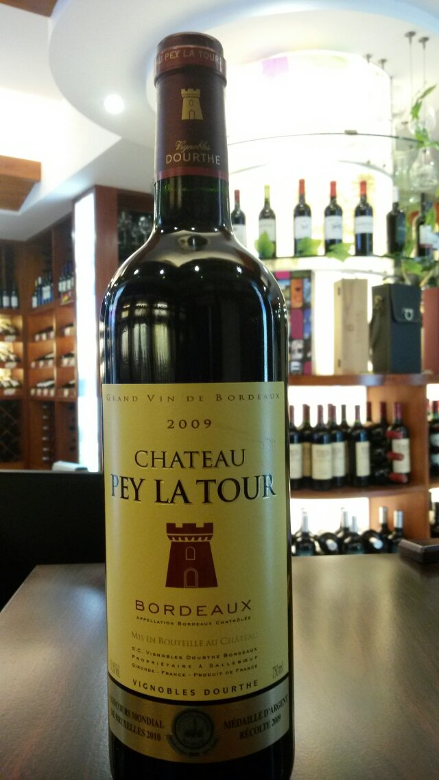 贝尔拉图庄园红2号 波尔多 chateau pey la tour