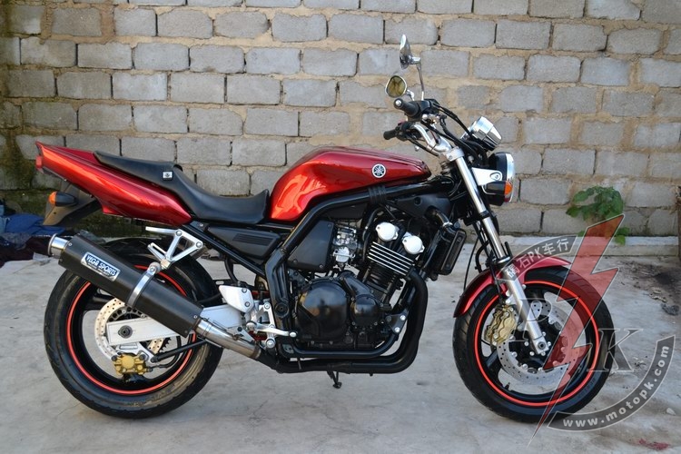 雅马哈 97FZ400 改圆灯 改装排气 城市街车 摩