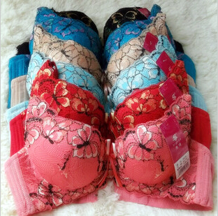 转行大清仓 <em>小码</em>A杯<em>文胸</em>柔软聚拢女式特价<em>胸罩</em>