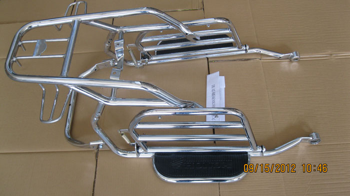 两轮摩托车大货架新本150-15战龙路霸CBX侧