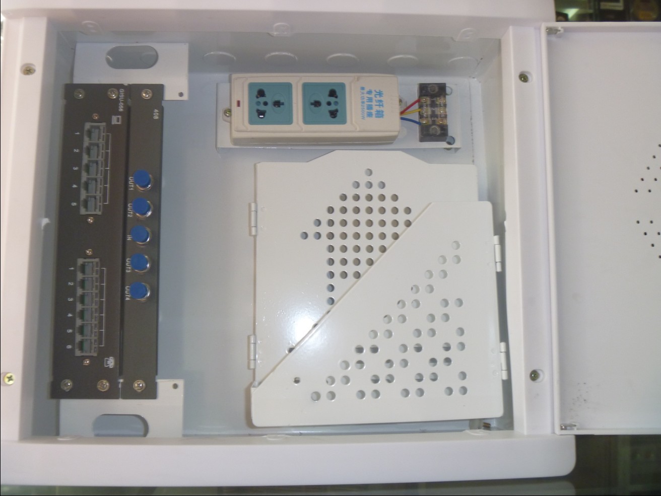 弱电箱光纤入户箱ABS面板信号不干扰成套箱
