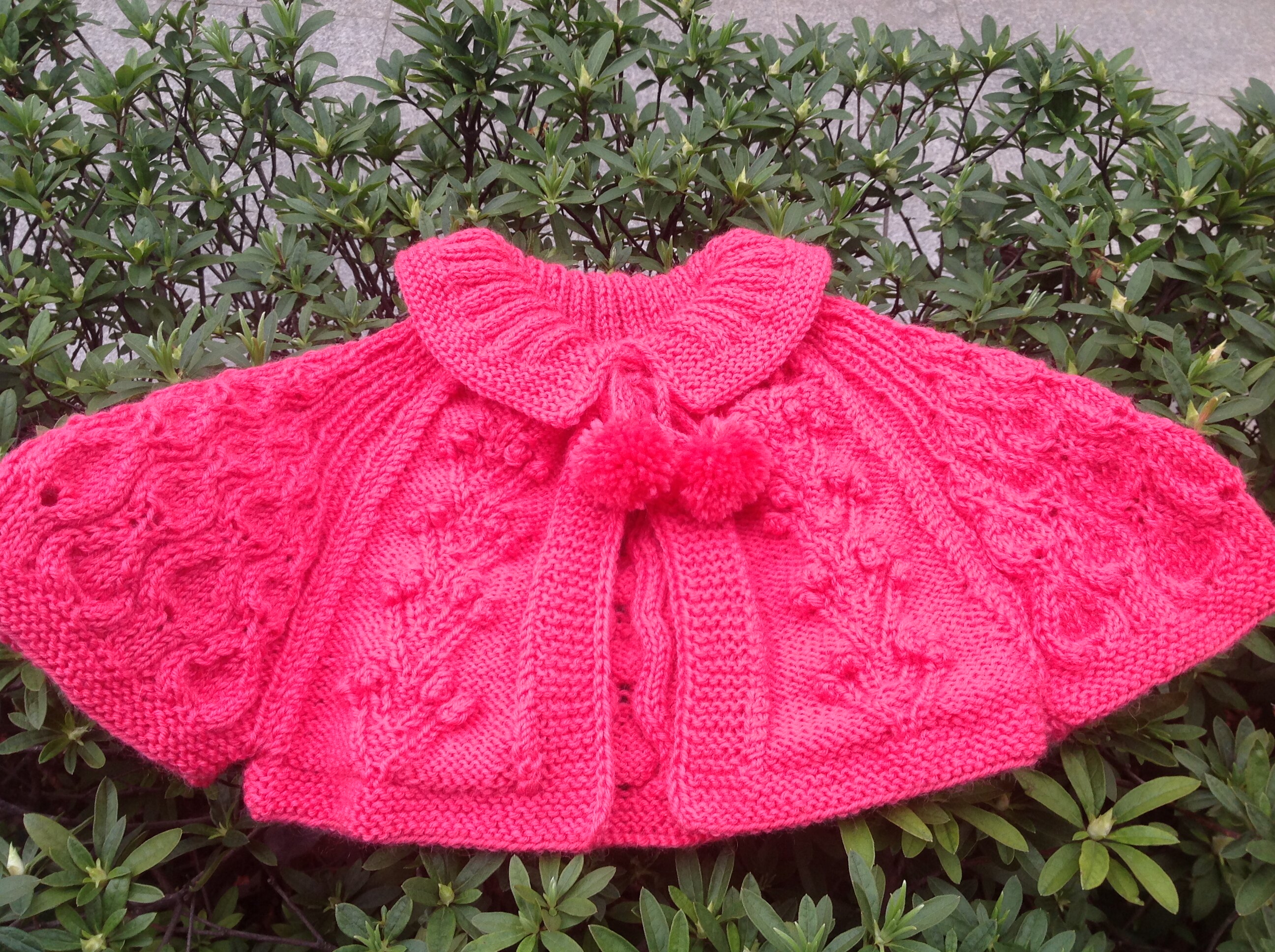 春秋冬女童柔软针织<em>毛衣</em>纯手工<em>编织</em>宝宝<em>毛衣</em>披