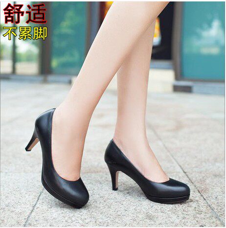 新款黑色高跟坡跟圆头<em>中跟粗跟女士</em>单鞋职业皮