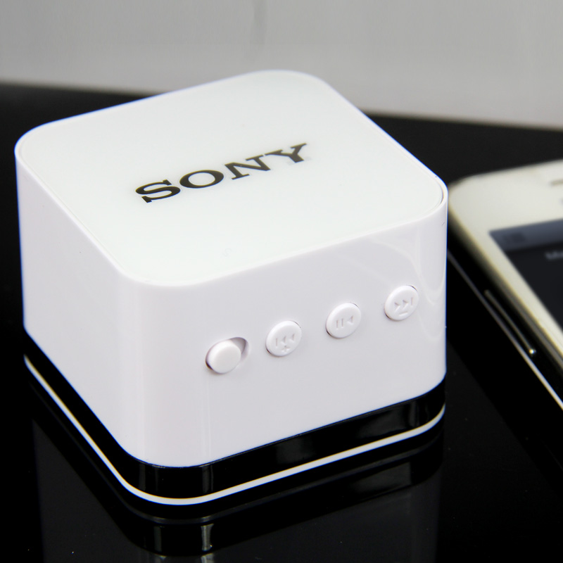 索尼无线蓝牙音箱低音炮 迷你插卡小音箱 播放