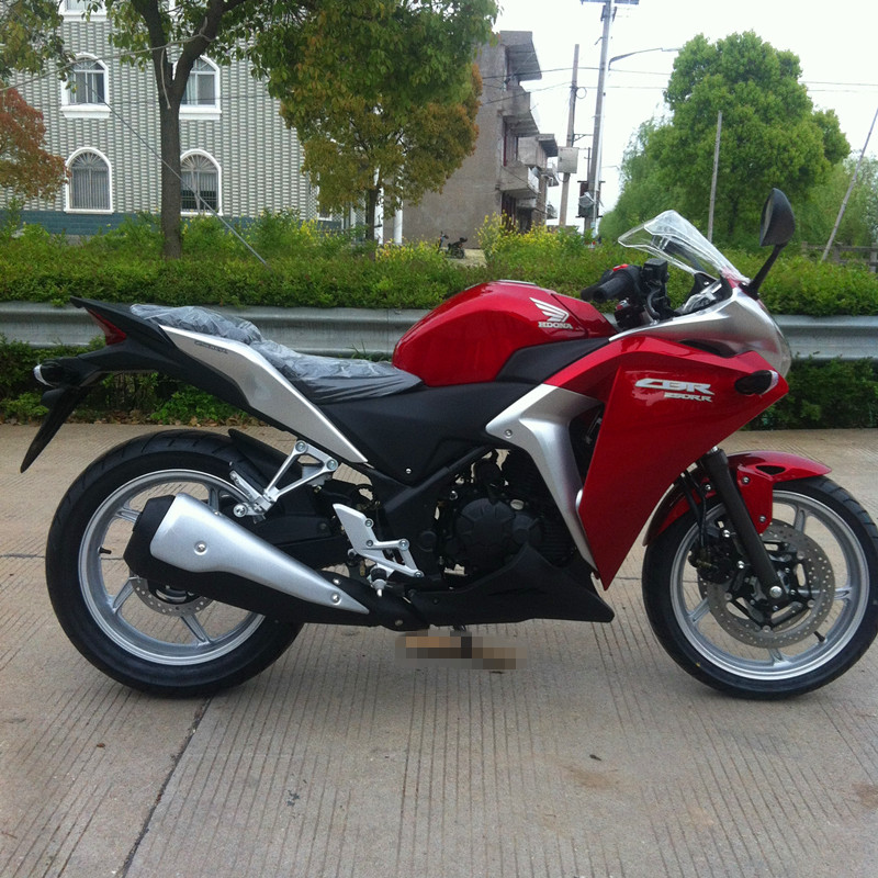 大赛摩托车 跨骑摩托车 250 本田CBR和街跑 鬼