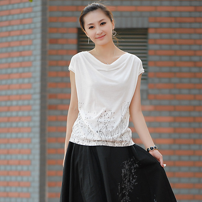 <em>希色</em> 2014<em>夏装</em>新款片断琲妮黑贝 专柜正品一席