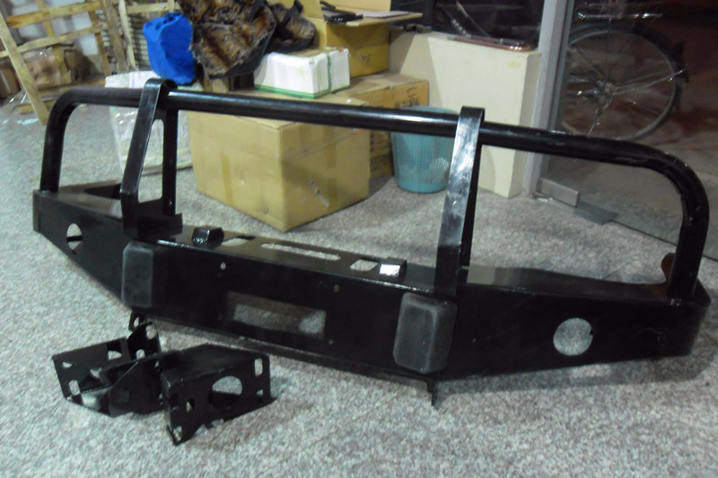 京吉普JEEP213防护杠 切诺基2500改装前杠 竞