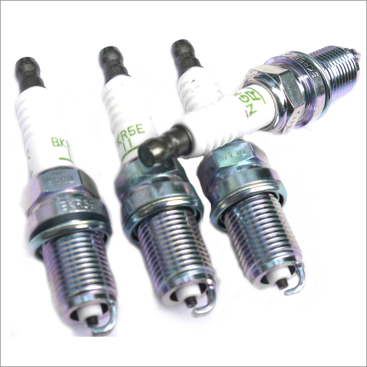 新嘉年华 1.3 火花塞 电嘴 NGK BKR5E 11 原装