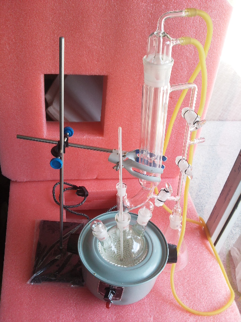 精馏装置 精馏头 塔 铁架台 电热套 三口烧瓶 温