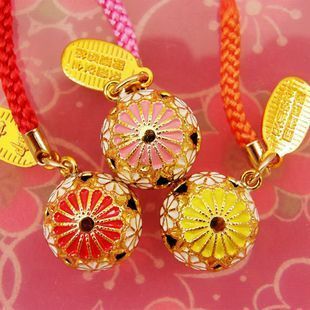 日本制造小雏菊铃铛御守手机链 皇室的家徽 开