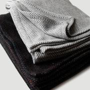 人字纹羊毛毯羊绒毯毯子居家毯羊绒大披肩围巾两用秋冬季保暖空调