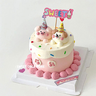 七夕情人节情侣小蛋糕，小动物装饰爱心，蜡烛气球插件氛围感浪漫蛋糕