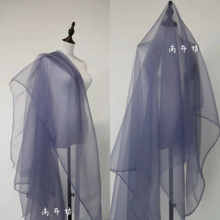 灰紫色泡泡纱设计师起皱肌理欧根纱，童裙服装婚纱，网蓬蓬裙布面料(布面料)