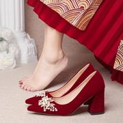 秋冬季婚鞋女粗跟2023年新娘，中式红色秀禾婚纱，两穿高跟大码不累脚