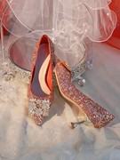 红色婚鞋女2023不累脚法式尖头亮片高跟鞋禾秀婚纱两穿新娘鞋