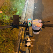 公路车前灯夜骑行灯智能，光感山地自行车灯，usb手电筒单车装备配件