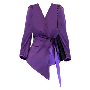 大码胖妹妹法式气质v领绸缎面，绑带紫色衬衫，女设计感收腰长袖衬衣
