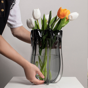 柏梵现代简约轻奢高档玻璃，花瓶摆件客厅玄关，餐桌透明琉璃插花装饰