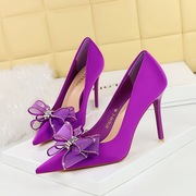 蝴蝶结紫色超好看的高跟鞋女士御姐气质名媛尖头单鞋红色大码缎面