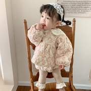2023冬季韩版婴儿夹棉套装，女宝宝碎花蕾丝，领上衣短裤两件套