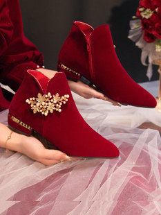 红色婚鞋冬季靴子矮跟粗跟加绒新娘孕妇结婚中式婚礼喜妈妈短靴女