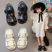 儿童包头凉鞋时尚铆钉罗马鞋子夏季夏款鞋子女童中大童镂空软底鞋