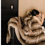 北欧轻奢水貂绒毛毯，秋冬加厚盖毯休闲沙发毯午睡毯空调毯保暖毯子