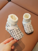 冬季初生婴儿棉鞋1岁婴幼儿保暖鞋不掉0-6-12月宝宝鞋子秋冬袜套8