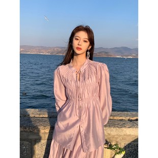 安酒月韩系粉紫色套装春夏，法式衬衫女高腰，百褶裙高级感显白两件套