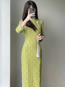 绿色雪尼尔蕾丝旗袍2023秋季新中式国风改良年轻款少女长袖连衣裙