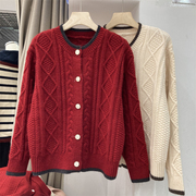 韩版拼色圆领单排扣针织小衫女2024春季小个子红色毛衣短外套
