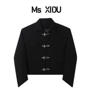 msxidu春季新中式暗黑气质，高级感金属，扣垫肩短款马蹄袖西服小众