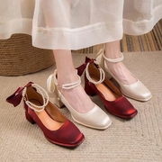 法式粗跟单鞋女伴娘日常可穿白色，中跟婚鞋新娘，高跟鞋主婚纱不累脚