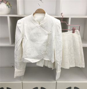 国风新中式汉服春季女士两件套刺绣花小立领白色西装外套+百褶裙