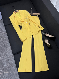 马卡龙(马卡龙)色系黄色西装，外套开叉微喇叭，长裤两件套气质通勤装b20316