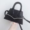 4折 小众设计师 Nina Zarqua 黑色压纹皮镶钻手提包 单肩包