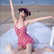 泳衣女2023保守遮肚显瘦连体裙式时尚性感海边度假温泉泳装女