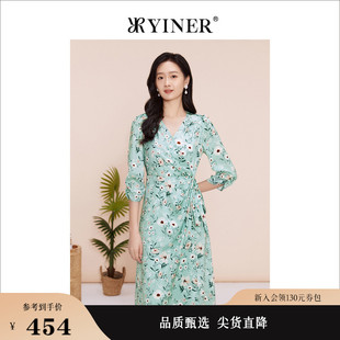 yiner音儿线上专选女装，2023春季印花v领高腰七分袖茶歇连衣裙