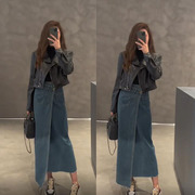 nn娜娜服饰抖音同款黑色英伦，风机车服皮，外套蓝色牛仔开衩半身长裙