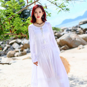 青海西藏长裙沙漠海边度假刺绣民族风复古连衣裙白色长袖红裙