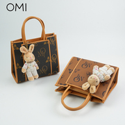 欧米omi女包2023商场同款兔子，挂饰背提包，老花复古单肩斜挎手提包