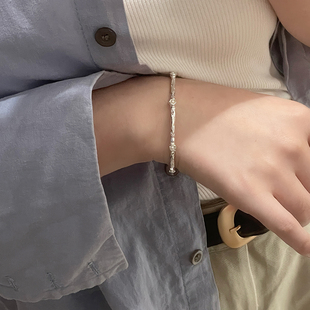 925纯银褶皱肌理珍珠开口手镯女韩版气质小众轻奢高级感手环手饰