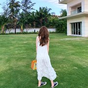 白色吊带洋装女长版小清新海边度假沙滩裙超仙，三亚泰国旅游拍照