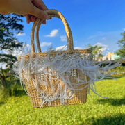 2022夏天泰国编织沙滩度假风女包，重工草编鸵鸟羽毛小包包甜美仙女