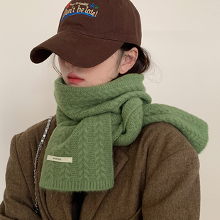 含羊毛纯色针织毛线小围巾女2023高级感保暖围脖护颈韩版绿色
