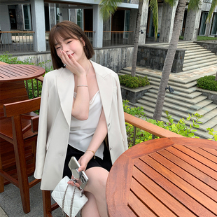 马西西(马西西)微胖mm高级设计感开叉西装外套，女春宽松大码气质休闲小西服