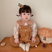 韩版女宝宝衣服春秋装套装婴儿，洋气碎花上衣，刺绣背带裤爬服两件套