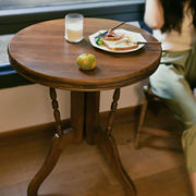 复古做旧实木小圆桌饭桌，西餐桌阳台庭院，桌椅边几茶桌折叠咖啡桌子