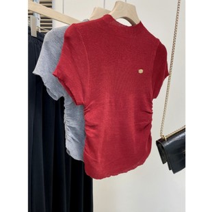 红色短袖t恤女夏季薄款冰丝针织衫紧身修身显瘦正肩别致绝美上衣